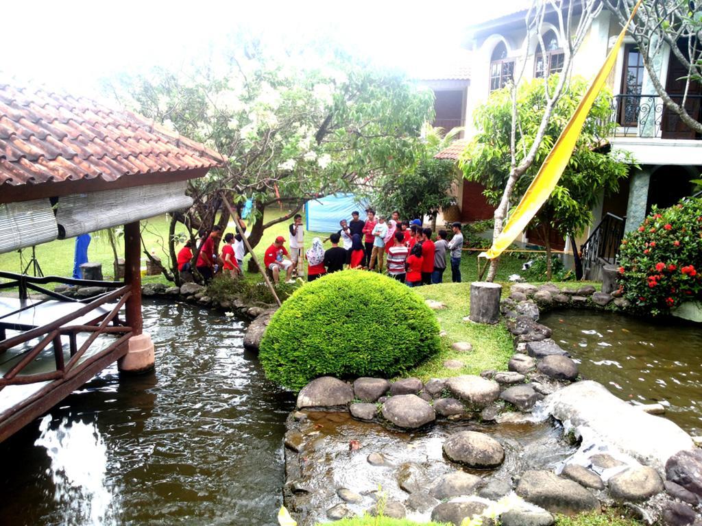 Bumi Cikeas Sentul Bogor Hotel ภายนอก รูปภาพ