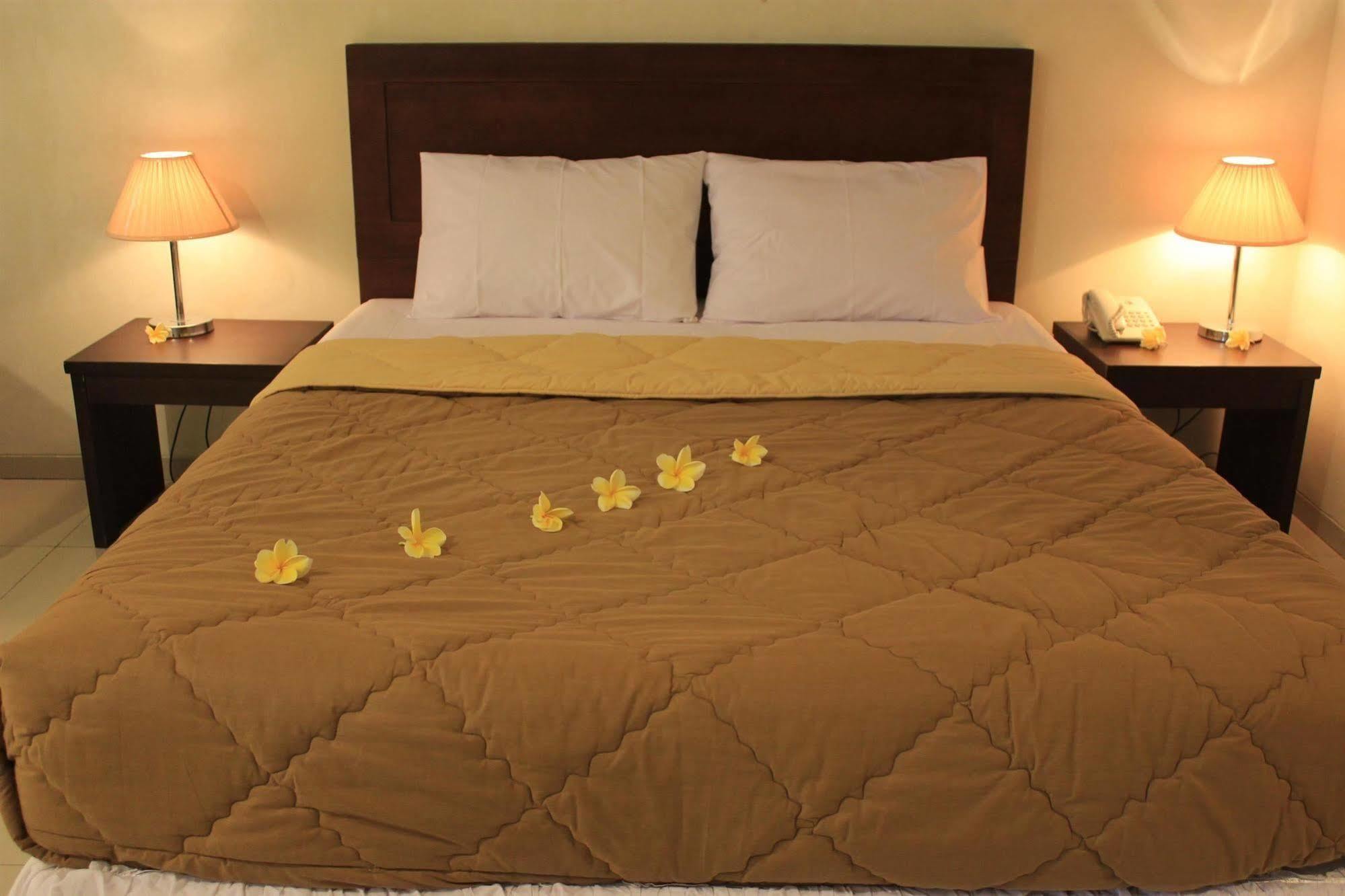 Bumi Cikeas Sentul Bogor Hotel ภายนอก รูปภาพ